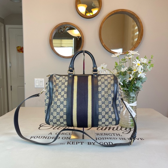 Gucci Handbags - Gucci GG Logo Supreme Boston Bag Shoulder Bag